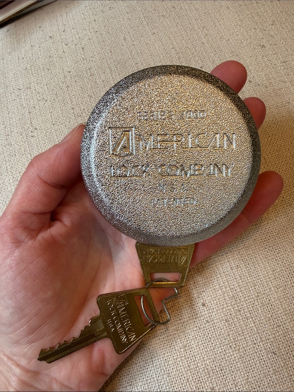 American Lock series 2000